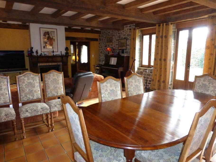 Les Petites Chapelles Panzió Saint-Pierre-de-Plesguen Kültér fotó